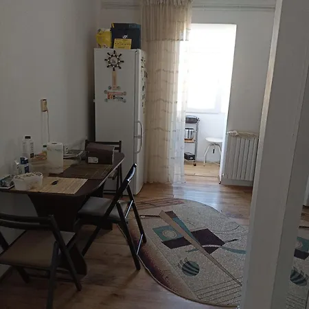 3 Cam Portul Turistic